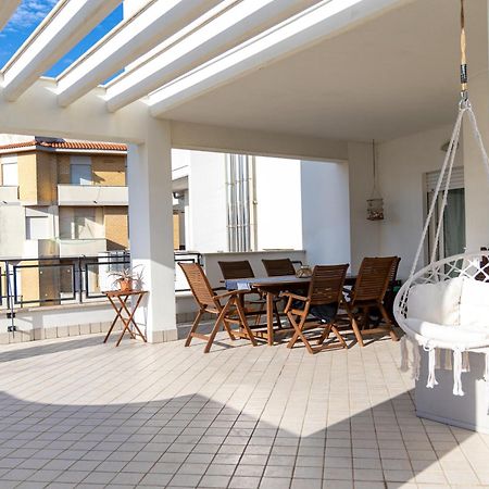 Un Passo Dal Mare Apartamento Nettuno Exterior foto